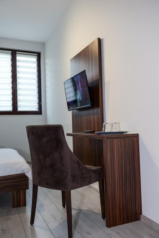 Luxe Stay Targu Mures Exterior photo